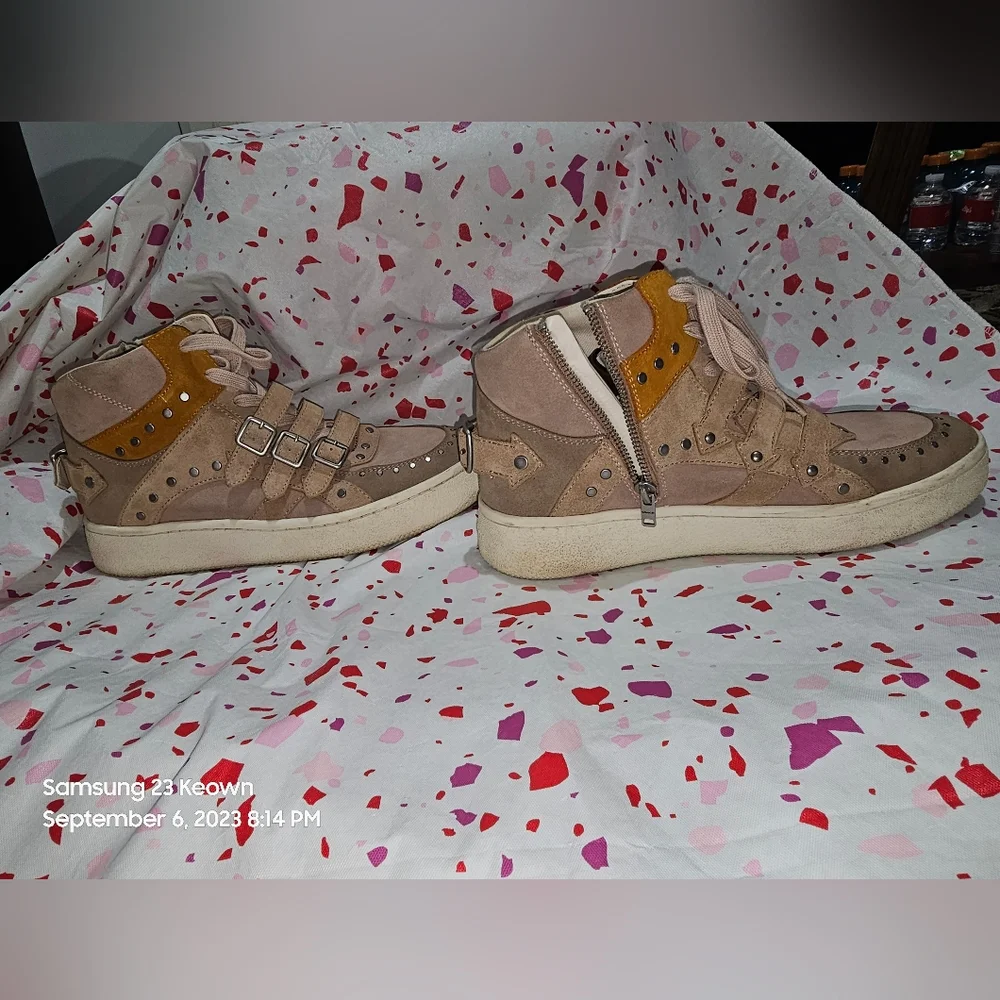 Coach Hi-top sneakers - Picture 9 of 9